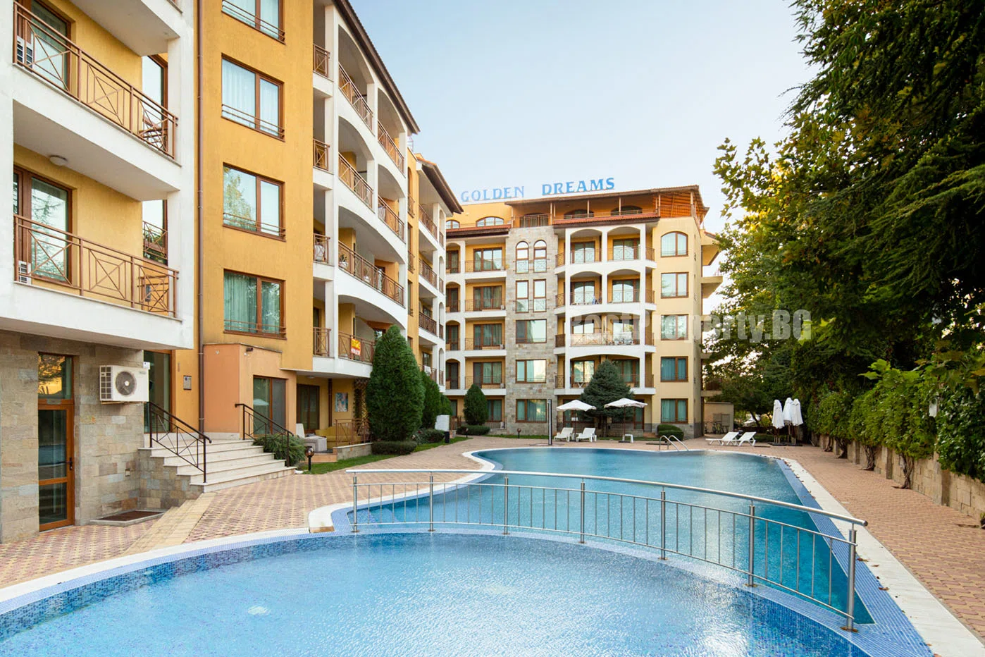 Przestronny apartament 84,1 m² z 1 sypialnią i miejscem parkingowym – Golden Dreams, Słoneczny Brzeg – Słoneczny Brzeg