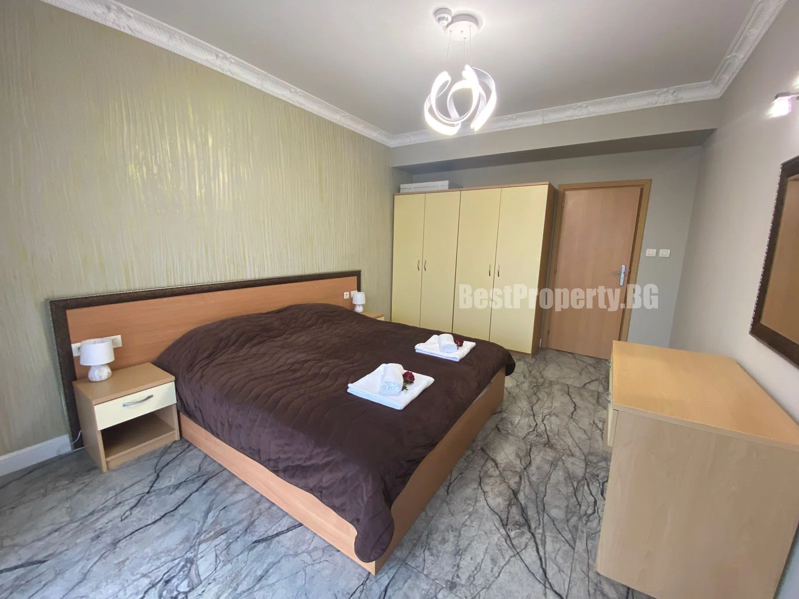 Przestronny apartament 85 m² z 1 sypialnią – Sol e Mare, Słoneczny Brzeg | płatność ratalna – Słoneczny Brzeg