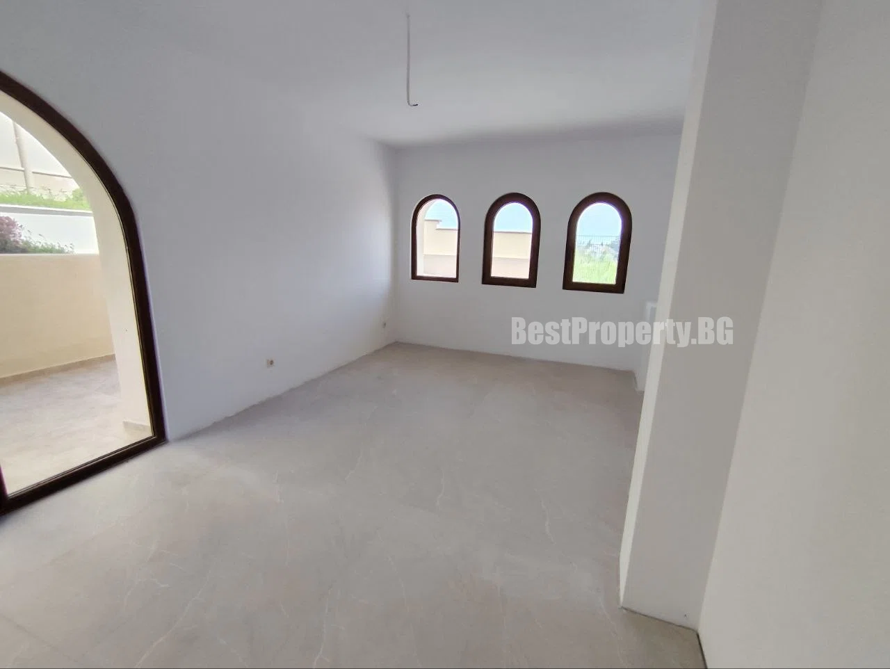 Apartament 76 m² z 1 sypialnią – Grand Village, Koszarica | spokojna lokalizacja – Koszarica