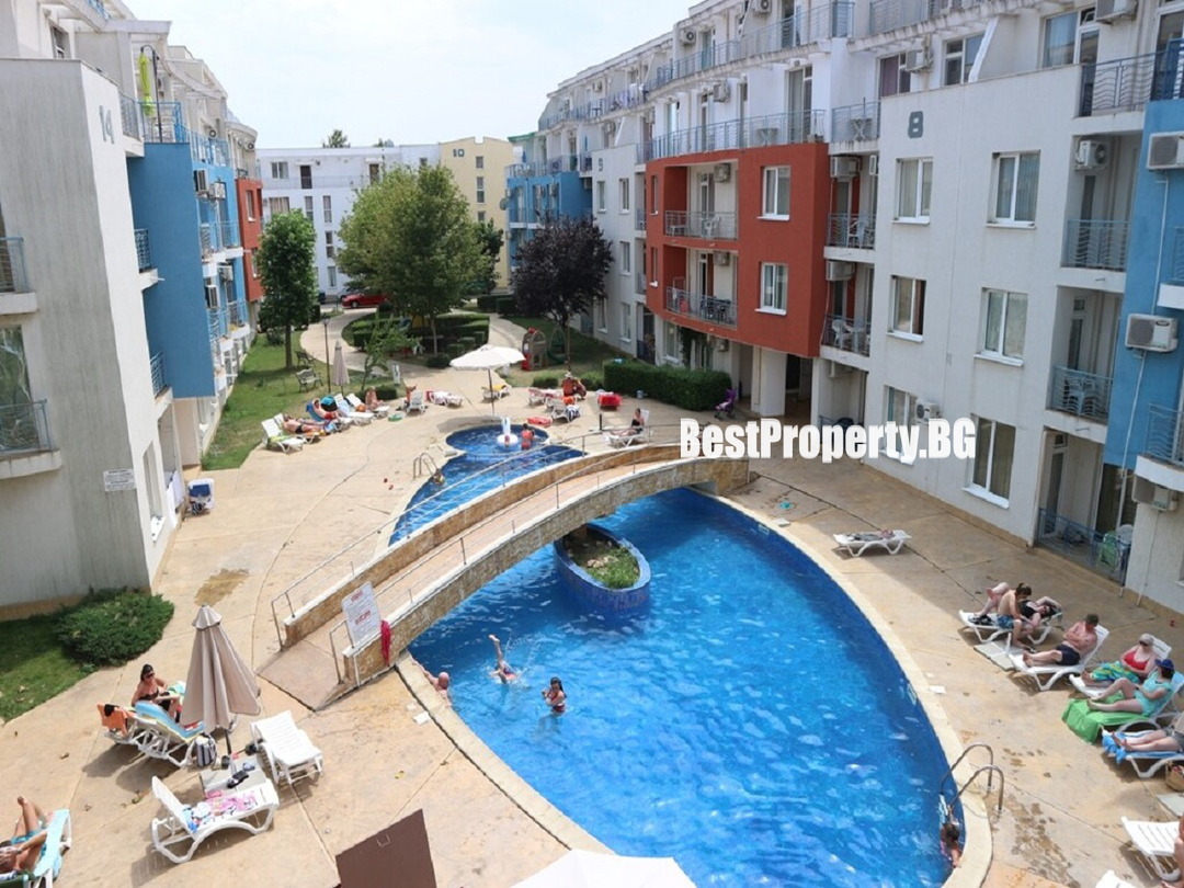 Przytulne studio 28 m² z balkonem i widokiem na zieleń – Sunny Day 3 – Słoneczny Brzeg