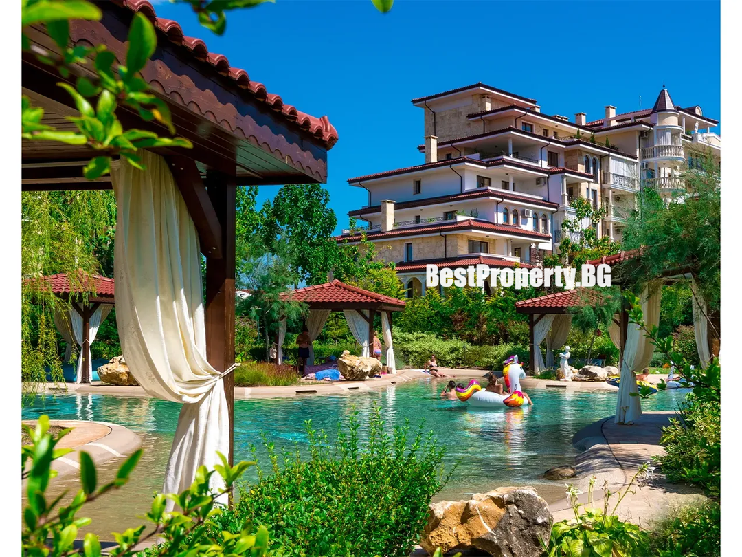 3‑pokojowy apartament z 2 łazienkami, 6. piętro – Esteban VIP Residence Club – Nessebar
