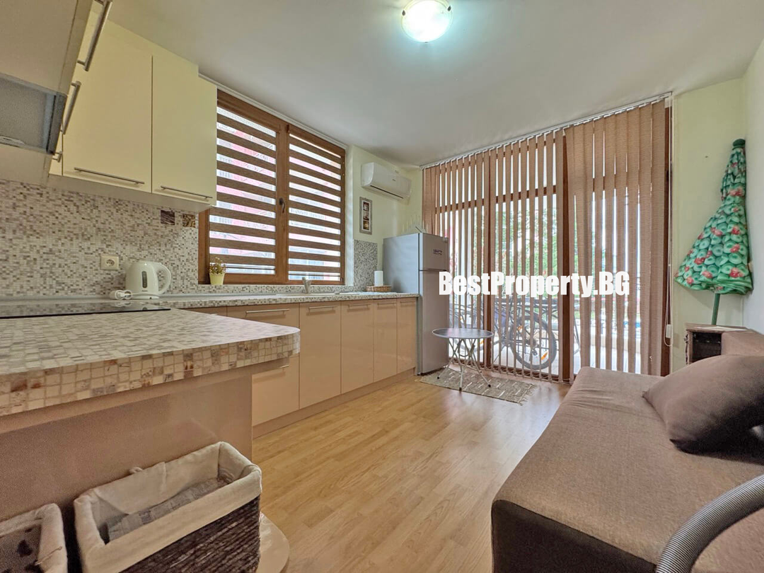 Przestronny apartament 87 m² z 2 balkonami – Levsha – Słoneczny Brzeg