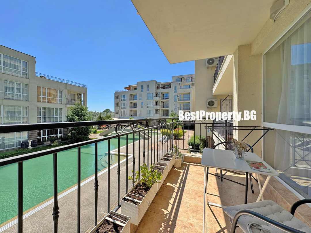 Umeblowany apartament 55 m² z balkonem i widokiem na basen – Casa Del Sol – Słoneczny Brzeg