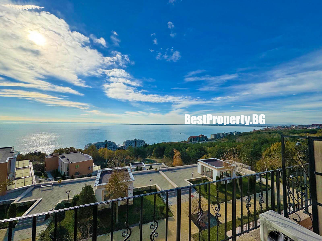 Przestronny apartament 92 m² z 2 balkonami i widokiem na morze – Sea Fort – Święty Włas