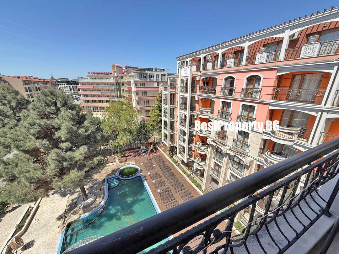 Komfortowy apartament 57 m² z balkonem i widokiem na basen – Harmony Palace – Słoneczny Brzeg