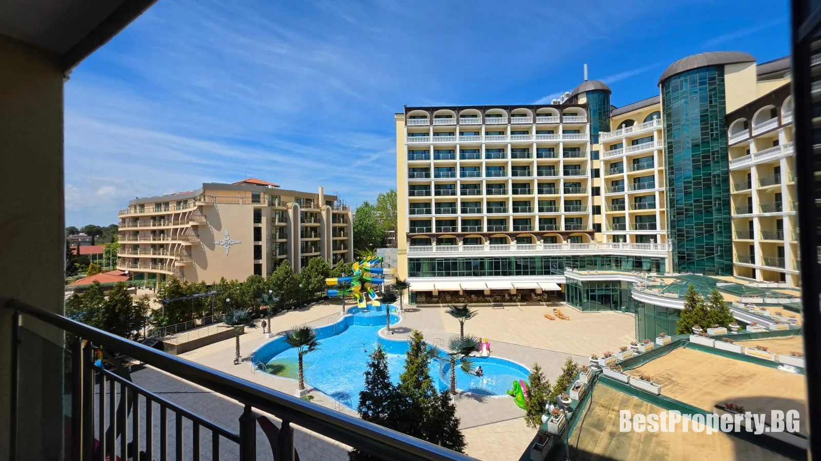 Apartament na sprzedaż w kompleksie Miramar Palace, Słoneczny Brzeg – Słoneczny Brzeg