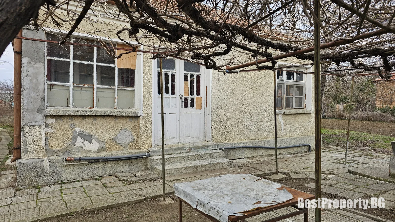 Dom na sprzedaż w Gyulowca – Gyulowca