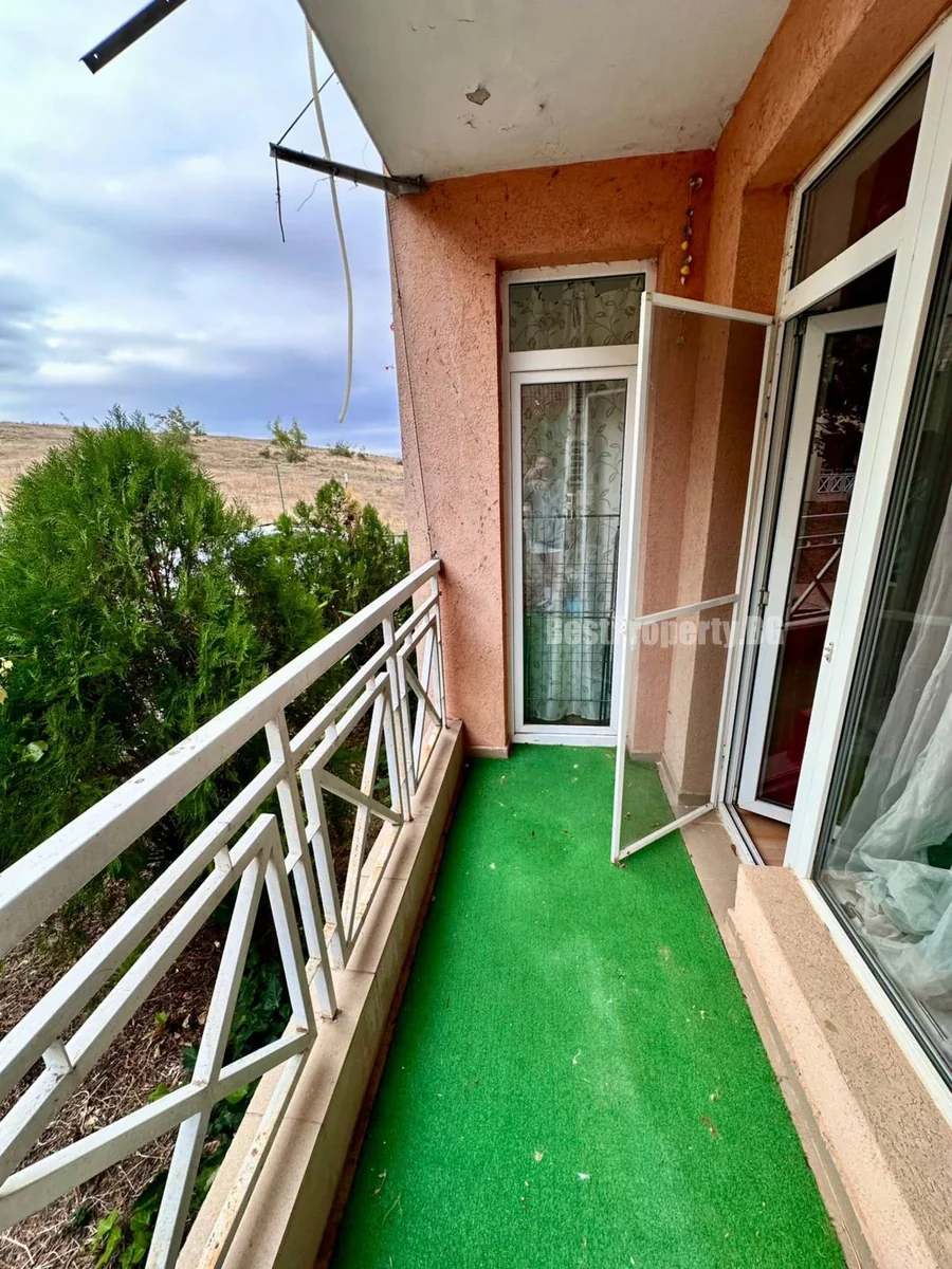 Umeblowany apartament z 2 sypialniami i widokiem na góry – Sunny Day 6 – Słoneczny Brzeg