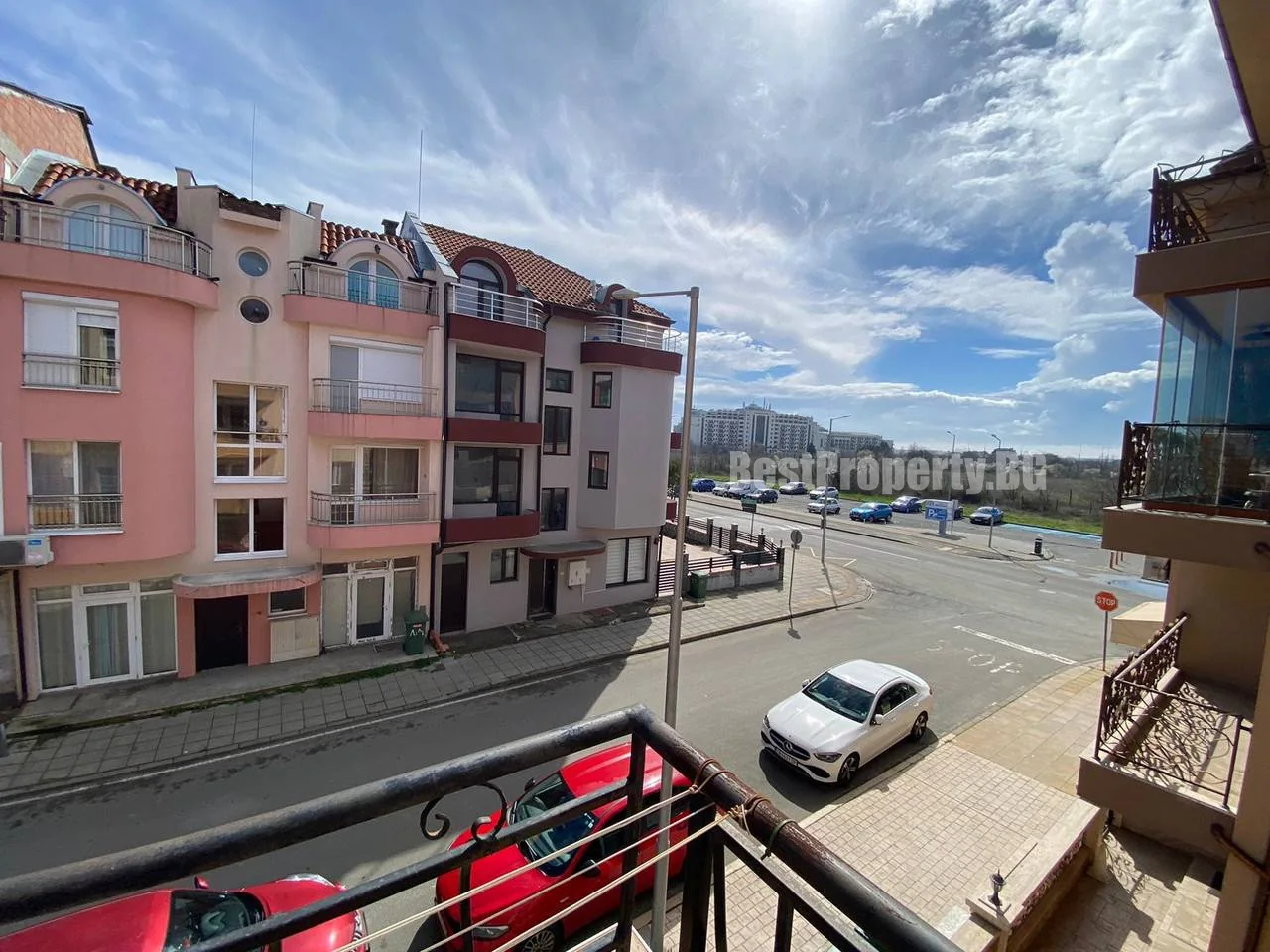 Przestronny apartament z 2 sypialniami w dzielnicy Czerno More – Nessebar
