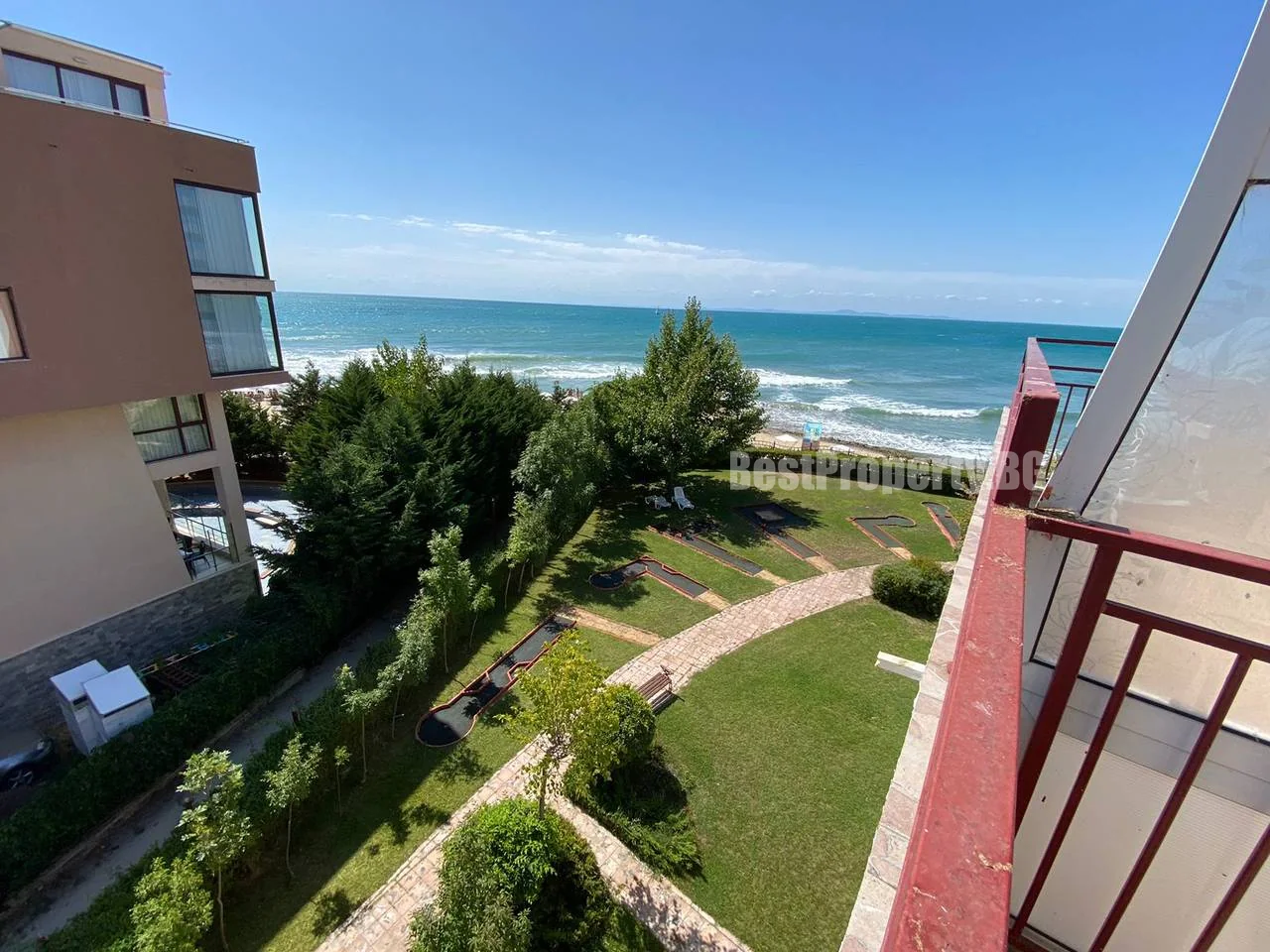 Umeblowany apartament z 2 sypialniami i widokiem na morze – Privilege Fort Beach – Elenite