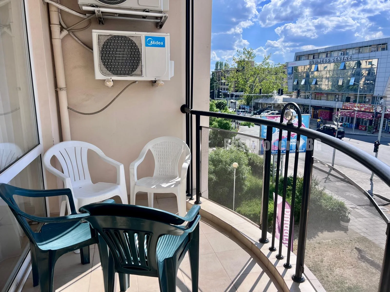 Przestronny apartament z 1 sypialnią blisko plaży – Karlovo – Słoneczny Brzeg