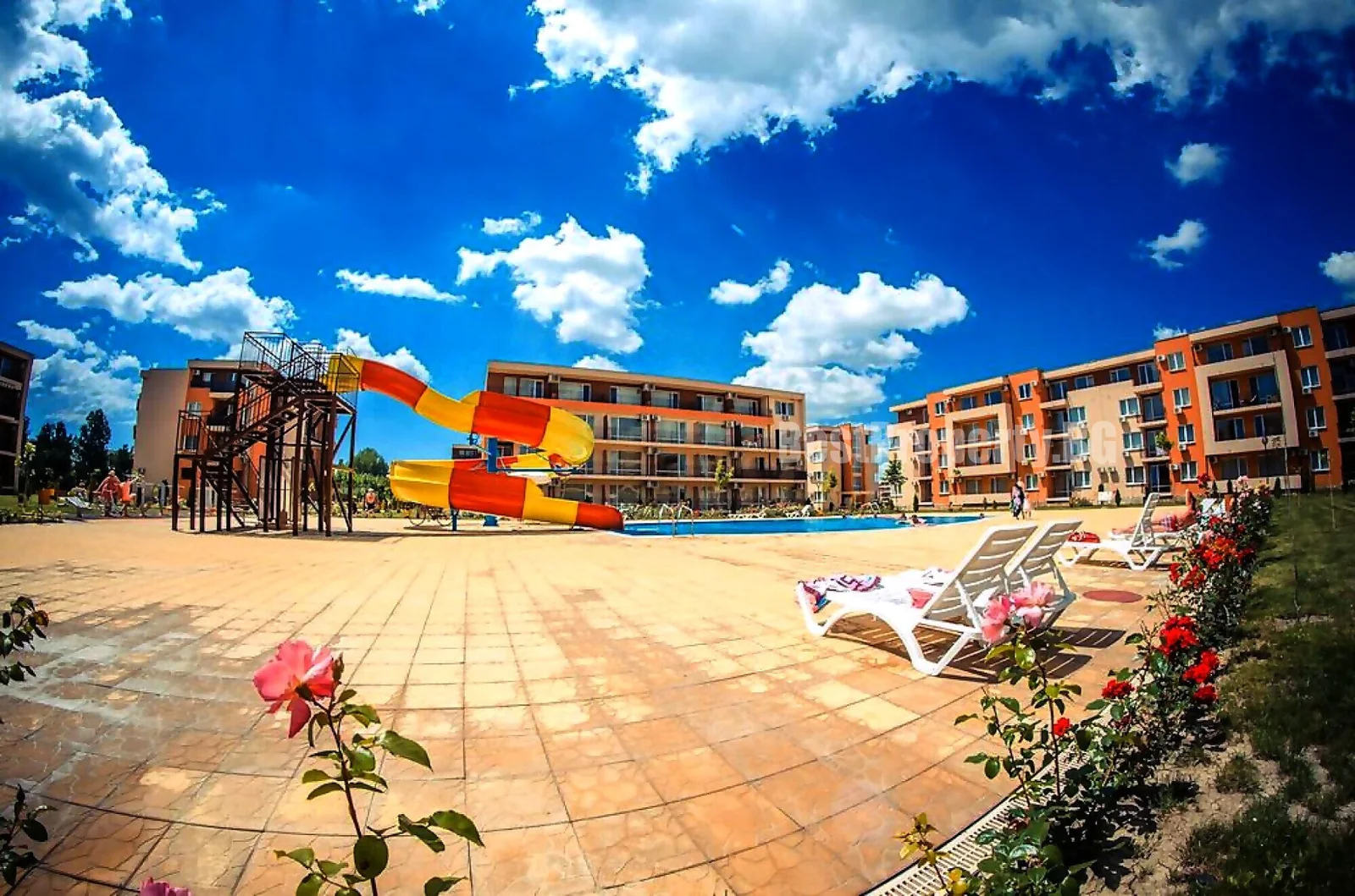 Umeblowane studio 36 m² z widokiem na zieleń i góry – Holiday Fort Noks, Słoneczny Brzeg – Słoneczny Brzeg