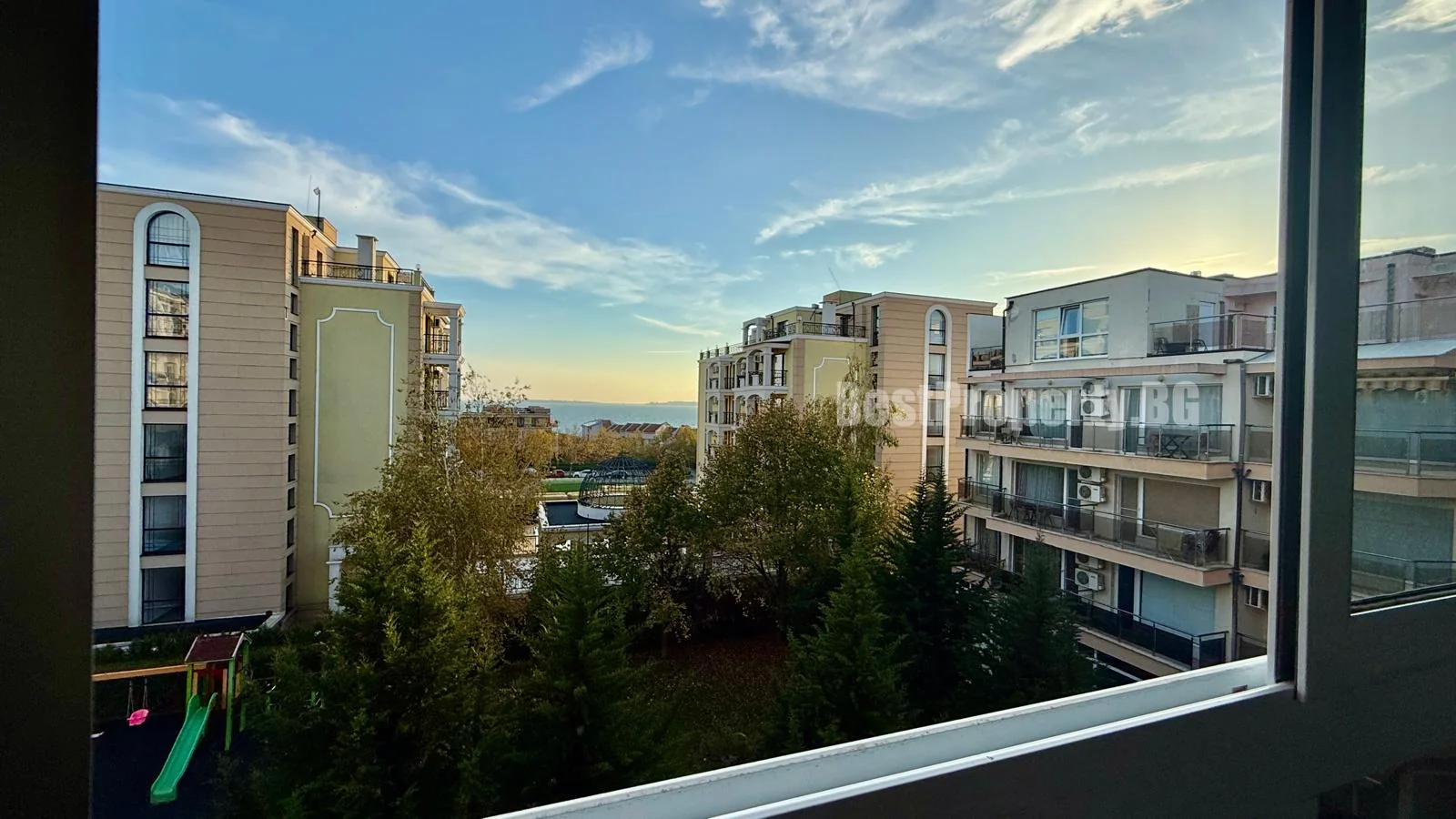 Umeblowane studio 33 m² z widokiem na morze – Anna Marina, Święty Włas – Święty Włas