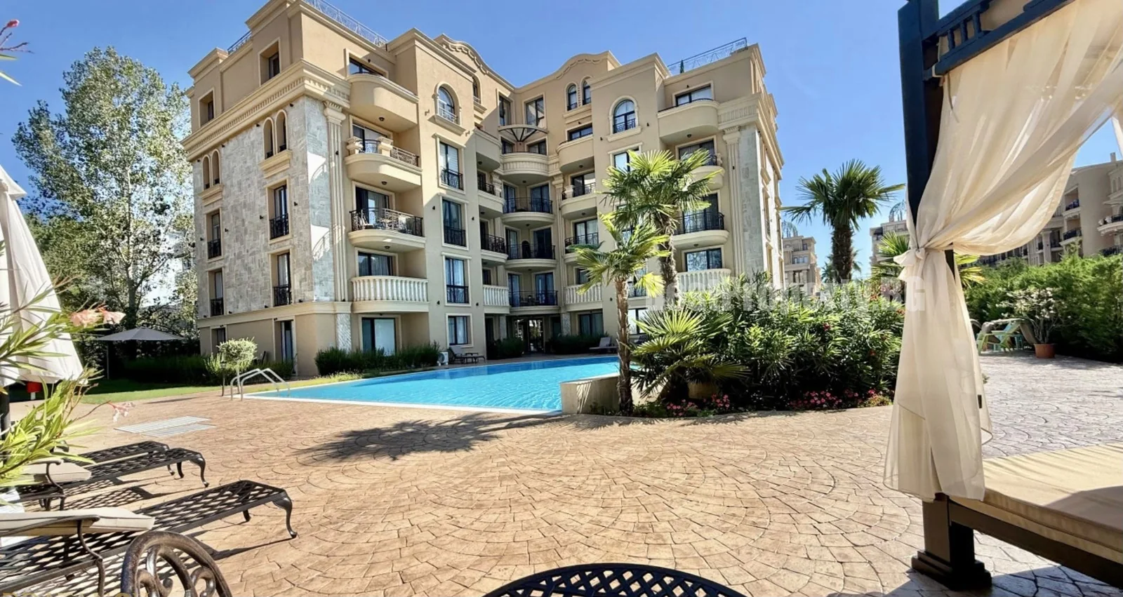 Apartament z 2 sypialniami i dużym tarasem w Aphrodite Green – Słoneczny Brzeg, 72 m² – Słoneczny Brzeg