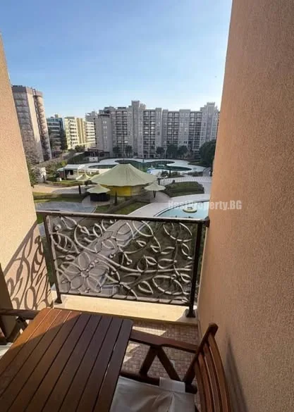 Przestronne studio z panoramicznym widokiem na baseny – Barceló Royal Beach, 50 m² – Słoneczny Brzeg